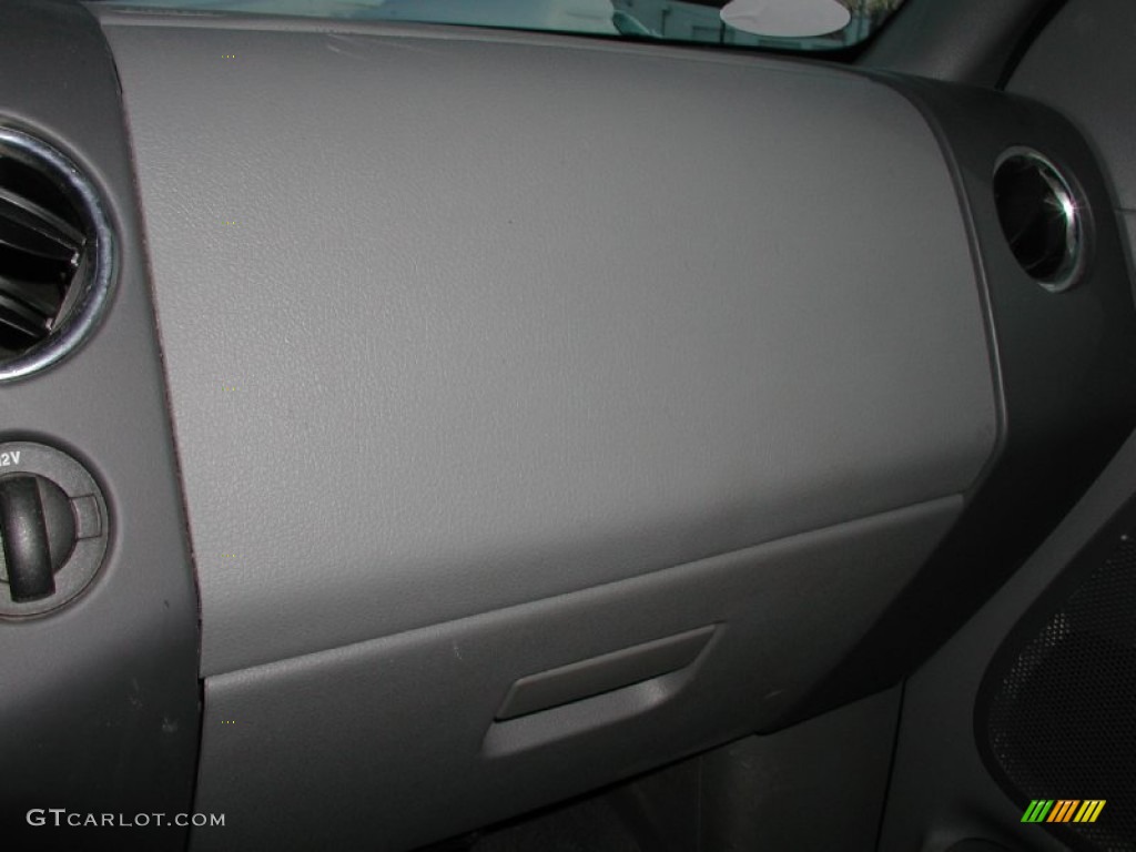 2004 F150 XLT Regular Cab 4x4 - True Blue Metallic / Medium/Dark Flint photo #66