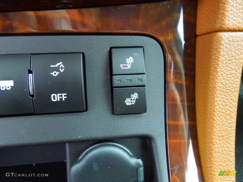 2013 Buick Enclave Leather Controls Photo #76580754