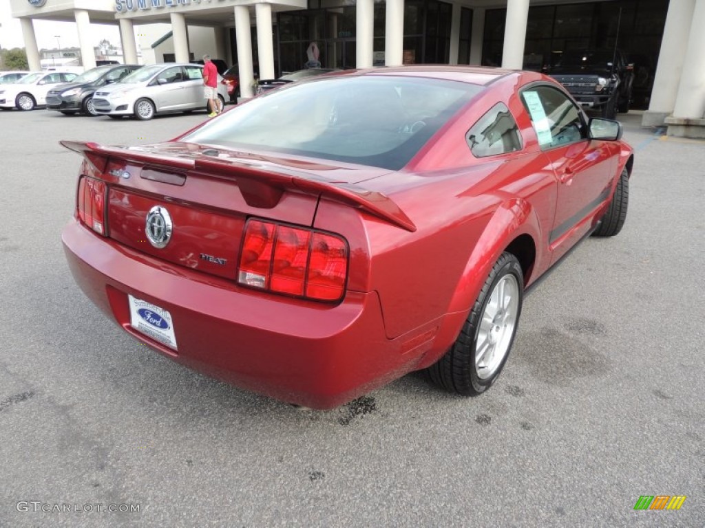 2007 Mustang V6 Premium Coupe - Redfire Metallic / Dark Charcoal photo #10