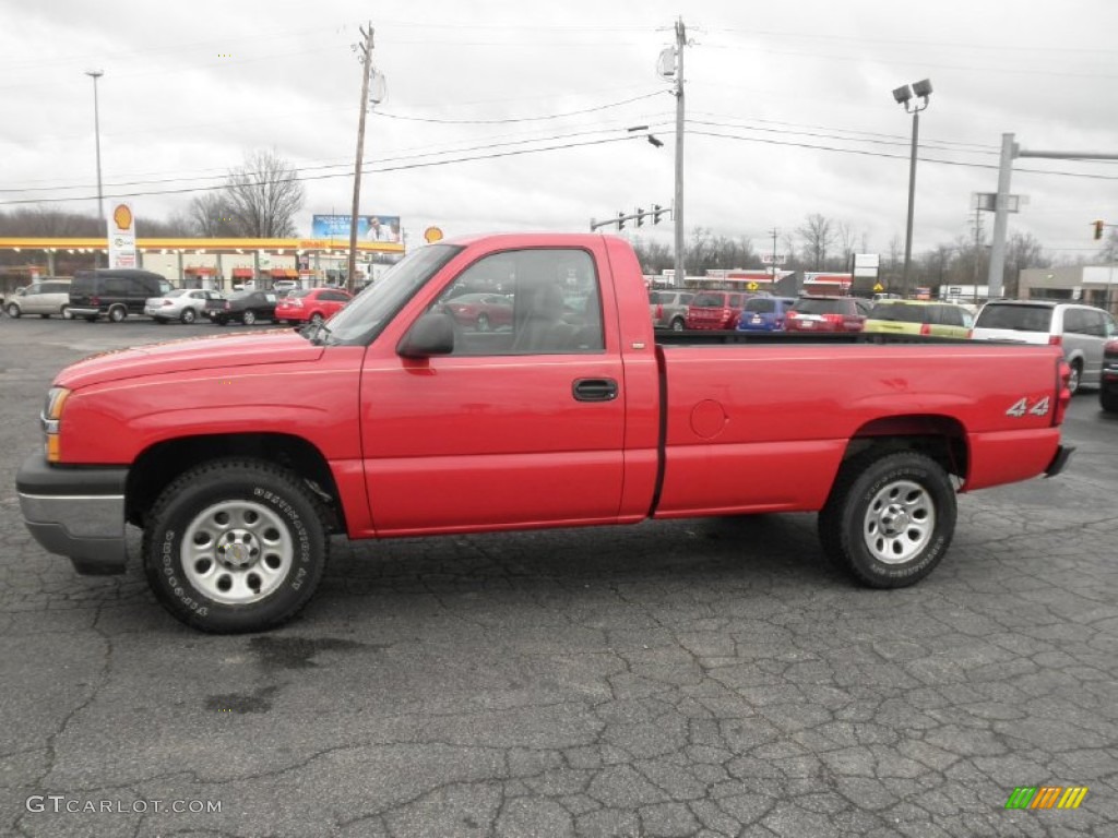 2005 Silverado 1500 Regular Cab 4x4 - Victory Red / Medium Gray photo #4