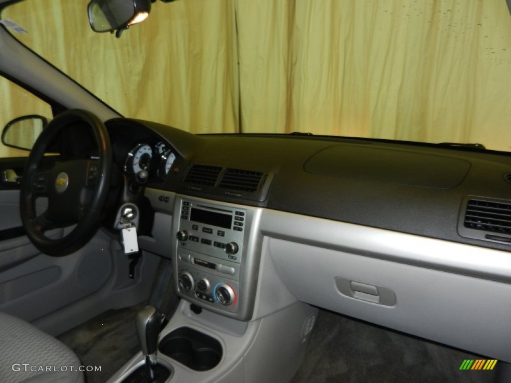 2006 Chevrolet Cobalt LT Sedan Gray Dashboard Photo #76588921