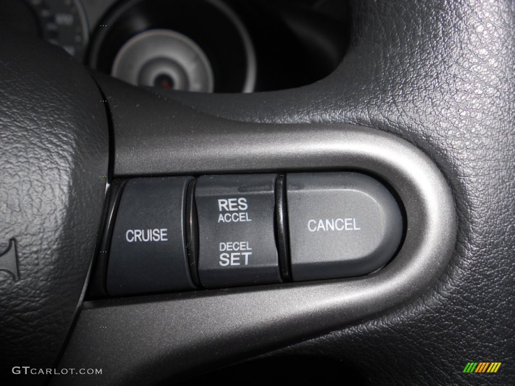 2011 Honda Fit Standard Fit Model Controls Photo #76589509