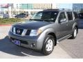 Storm Gray Metallic - Pathfinder SE Photo No. 2
