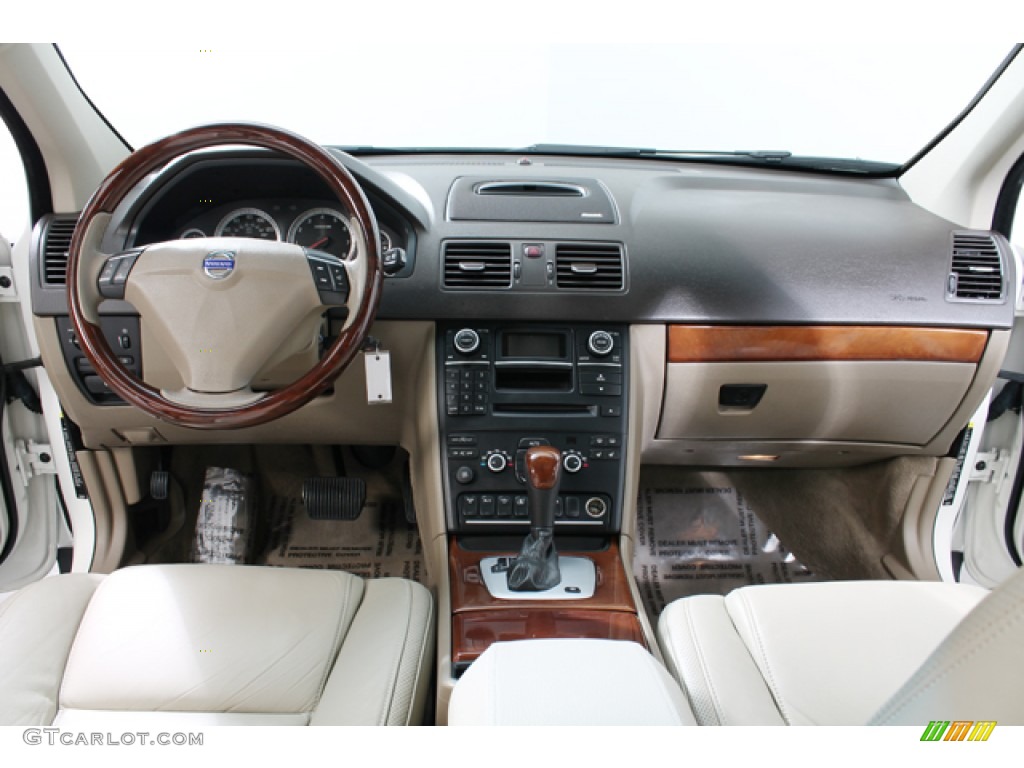 2010 Volvo XC90 V8 AWD Soft Beige Dashboard Photo #76592267