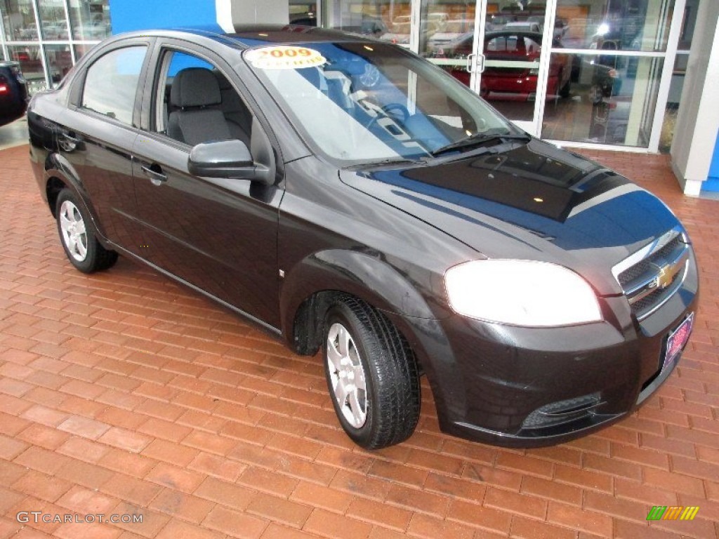 2009 Aveo LT Sedan - Black Granite Metallic / Charcoal photo #12