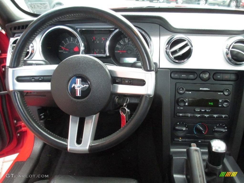 2006 Mustang GT Premium Coupe - Torch Red / Dark Charcoal photo #8