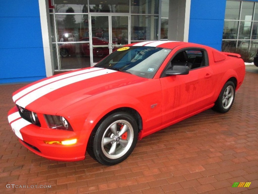 2006 Mustang GT Premium Coupe - Torch Red / Dark Charcoal photo #12