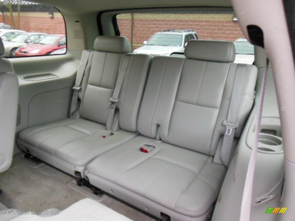 2007 Chevrolet Tahoe LTZ 4x4 Rear Seat Photo #76595446