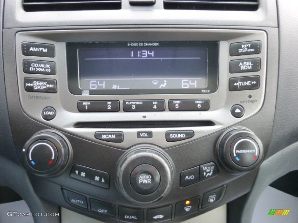 2007 Honda Accord EX-L Sedan Controls Photo #76596991