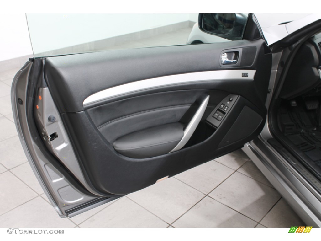 2009 Infiniti G 37 x Coupe Door Panel Photos