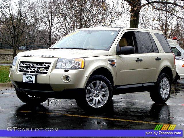 Nazca Sand Metallic Land Rover LR2