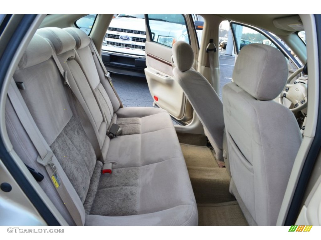 2005 Chevrolet Impala LS Rear Seat Photo #76598092
