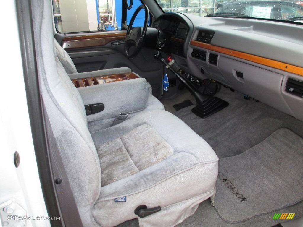 1995 F350 XLT Crew Cab 4x4 Dually - Oxford White / Grey photo #7