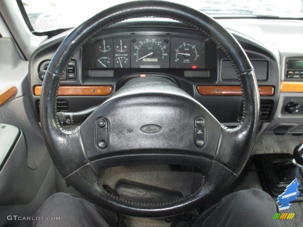1995 F350 XLT Crew Cab 4x4 Dually - Oxford White / Grey photo #21