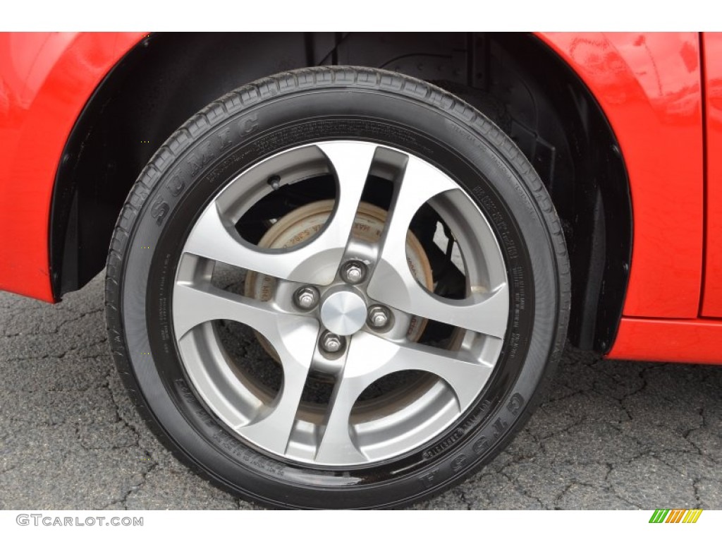 2005 Saturn ION 3 Quad Coupe Wheel Photo #76598862