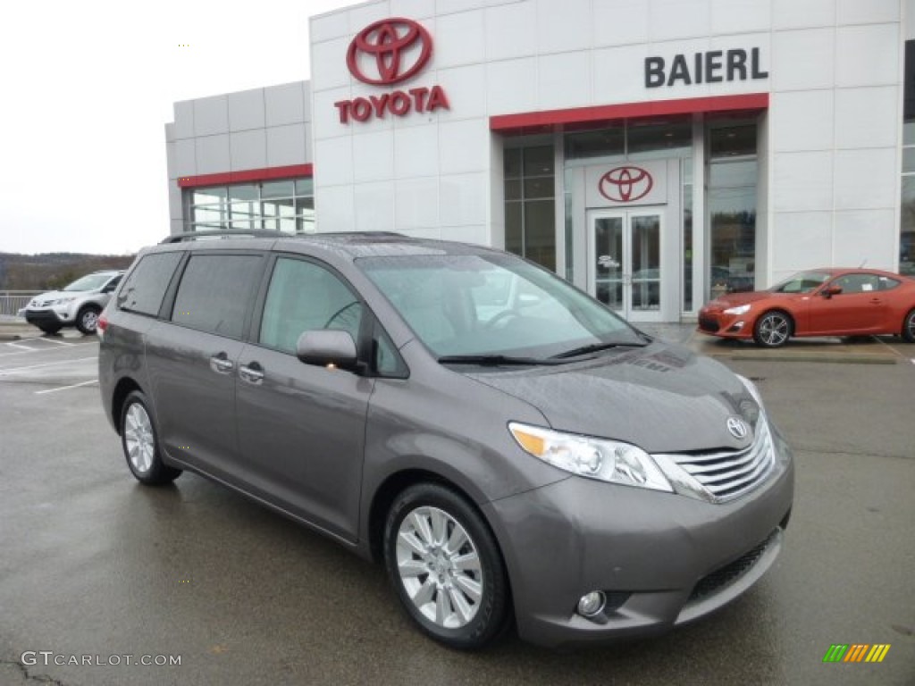 2011 Sienna Limited - Predawn Gray Mica / Light Gray photo #1