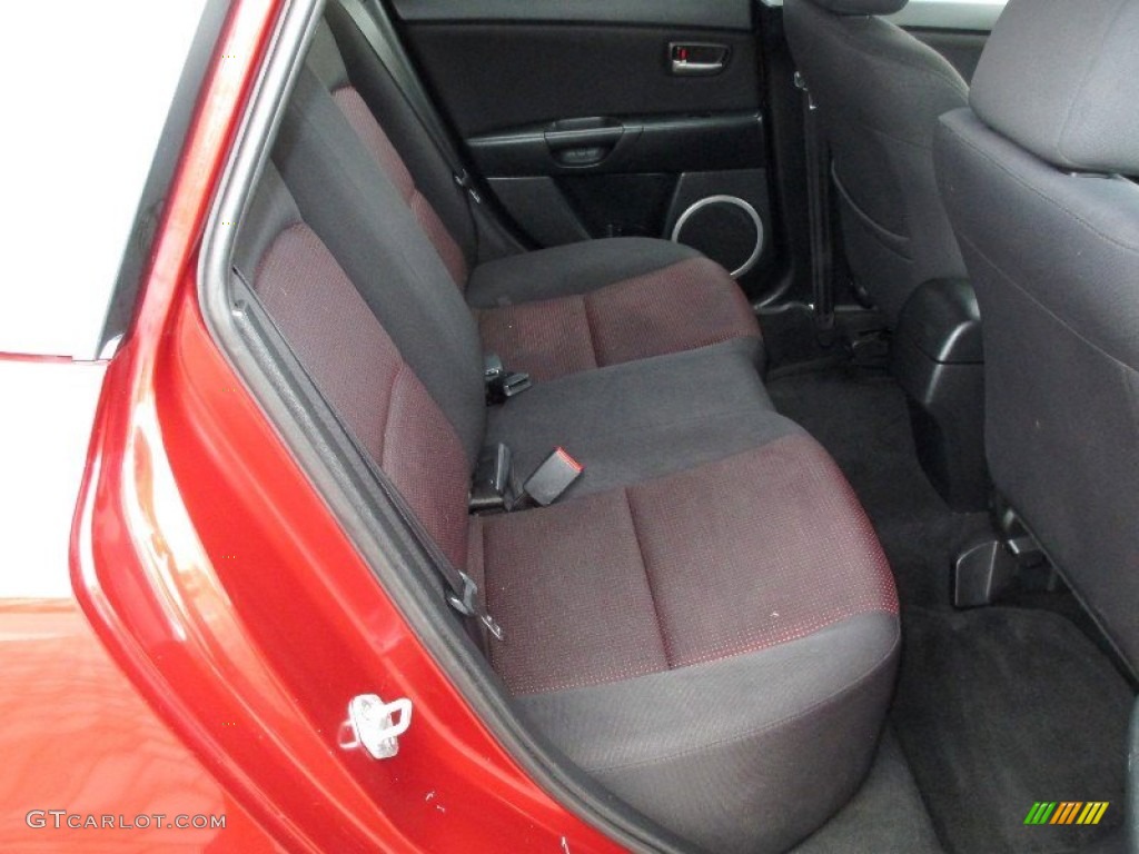 2006 Mazda MAZDA3 s Touring Hatchback Rear Seat Photo #76600145