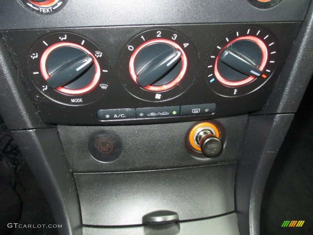 2006 Mazda MAZDA3 s Touring Hatchback Controls Photos