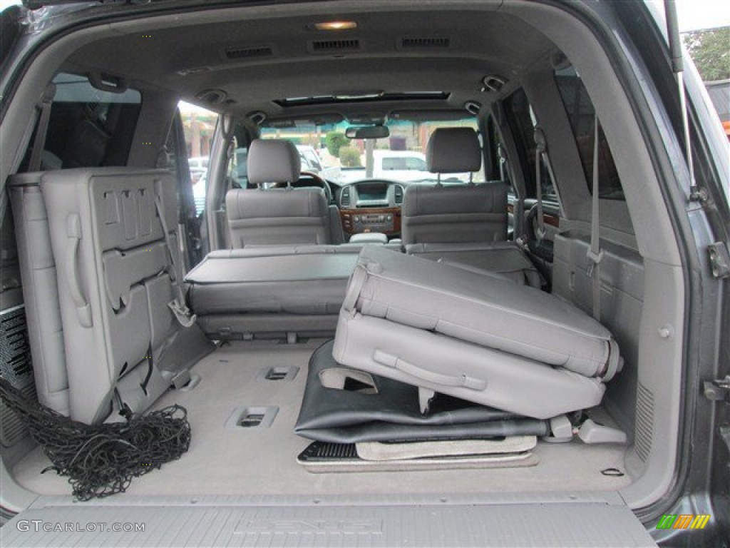 2004 Lexus LX 470 Trunk Photos