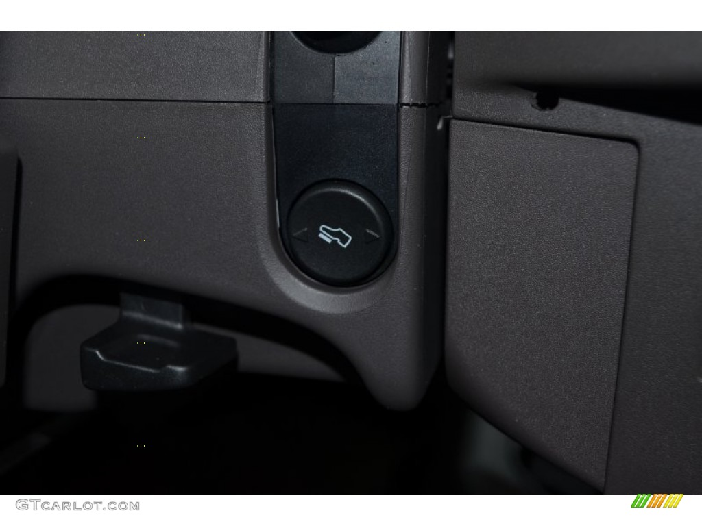 2013 F150 XLT SuperCab - Oxford White / Adobe photo #25