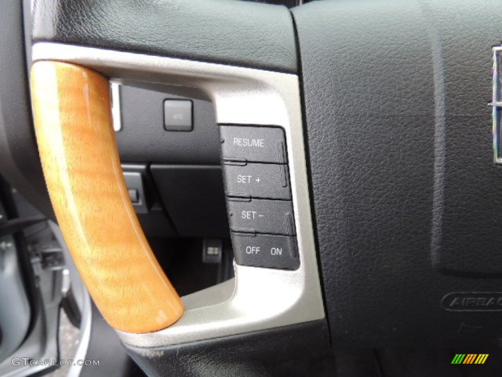 2010 Lincoln MKX AWD Controls Photo #76604066