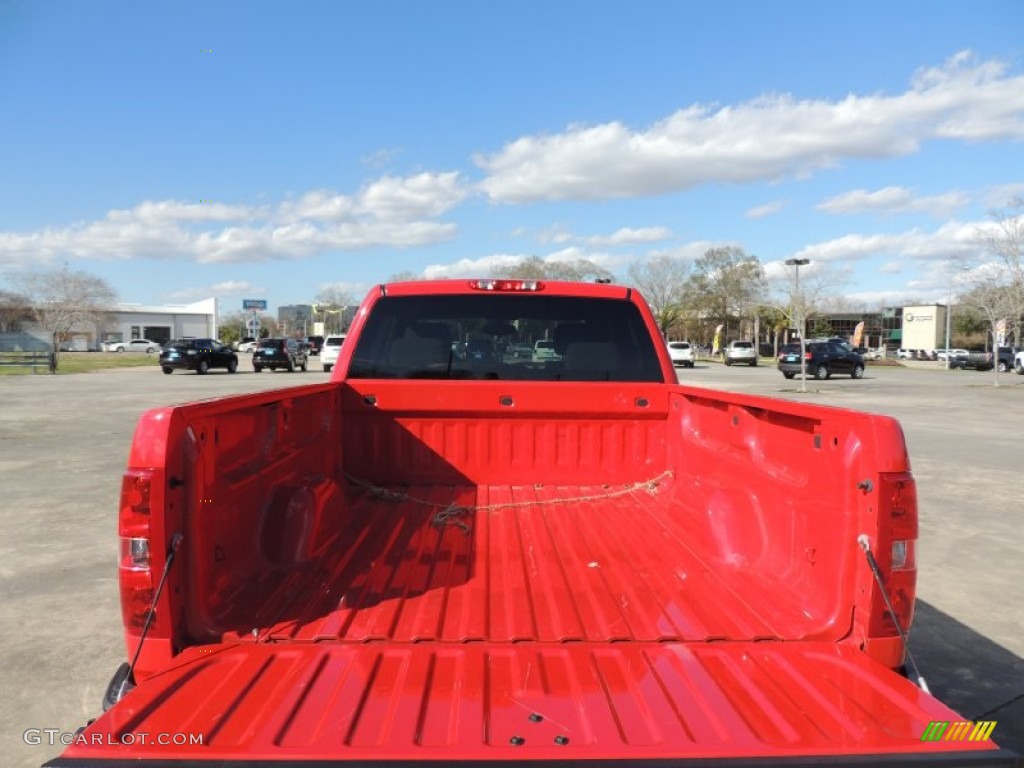 2011 Silverado 1500 LT Extended Cab - Victory Red / Light Titanium/Ebony photo #4