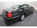 Black 2009 Lincoln Town Car Signature Limited Exterior