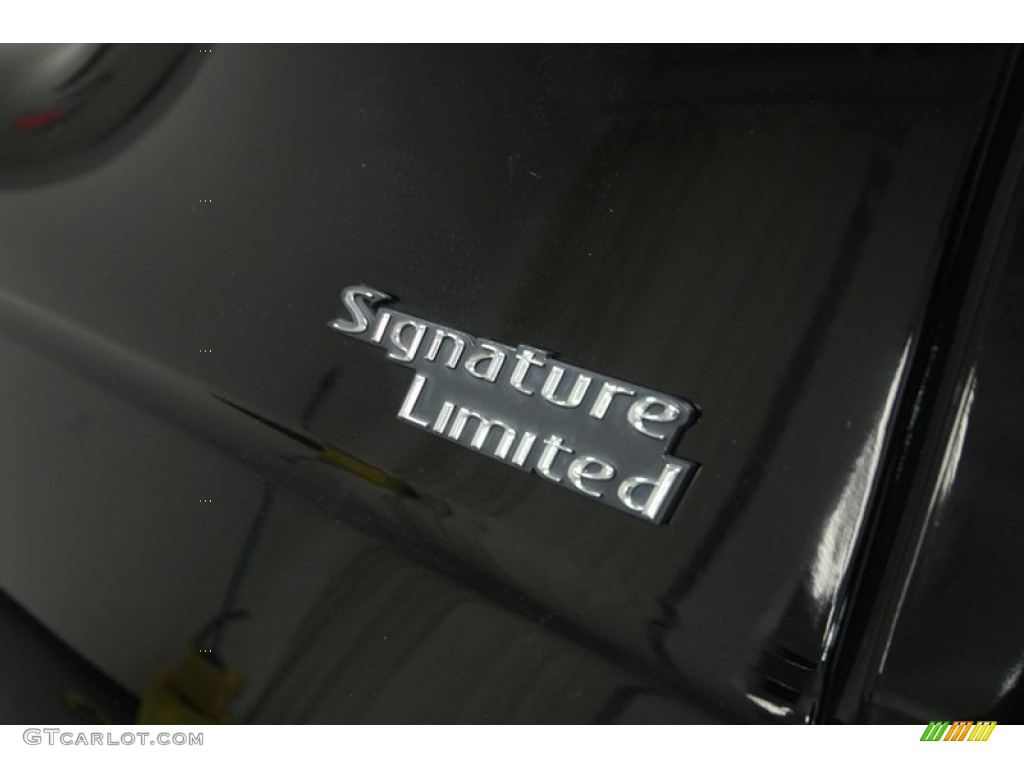 2009 Lincoln Town Car Signature Limited Marks and Logos Photo #76605363
