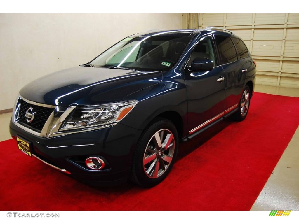 2013 Pathfinder Platinum - Arctic Blue Metallic / Charcoal photo #3
