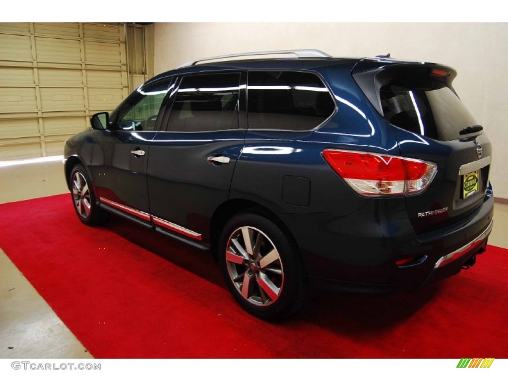 2013 Pathfinder Platinum - Arctic Blue Metallic / Charcoal photo #4