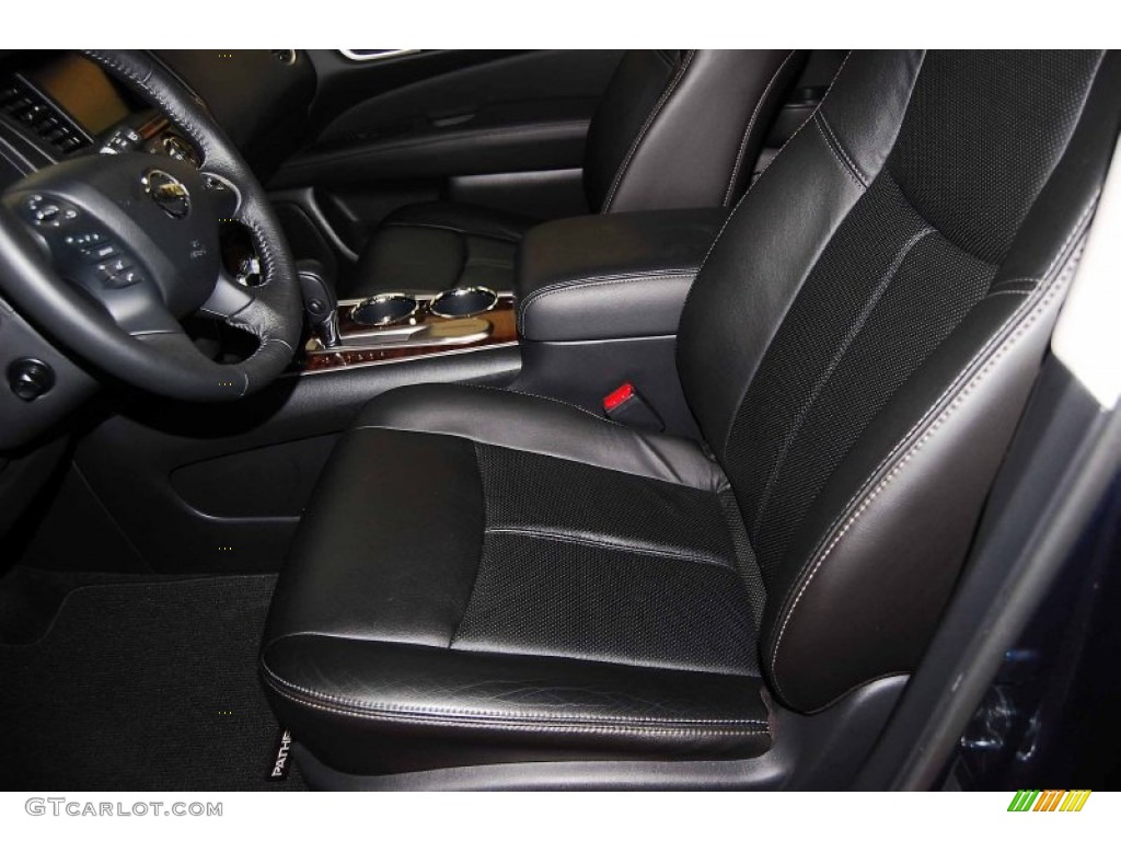 2013 Pathfinder Platinum - Arctic Blue Metallic / Charcoal photo #10