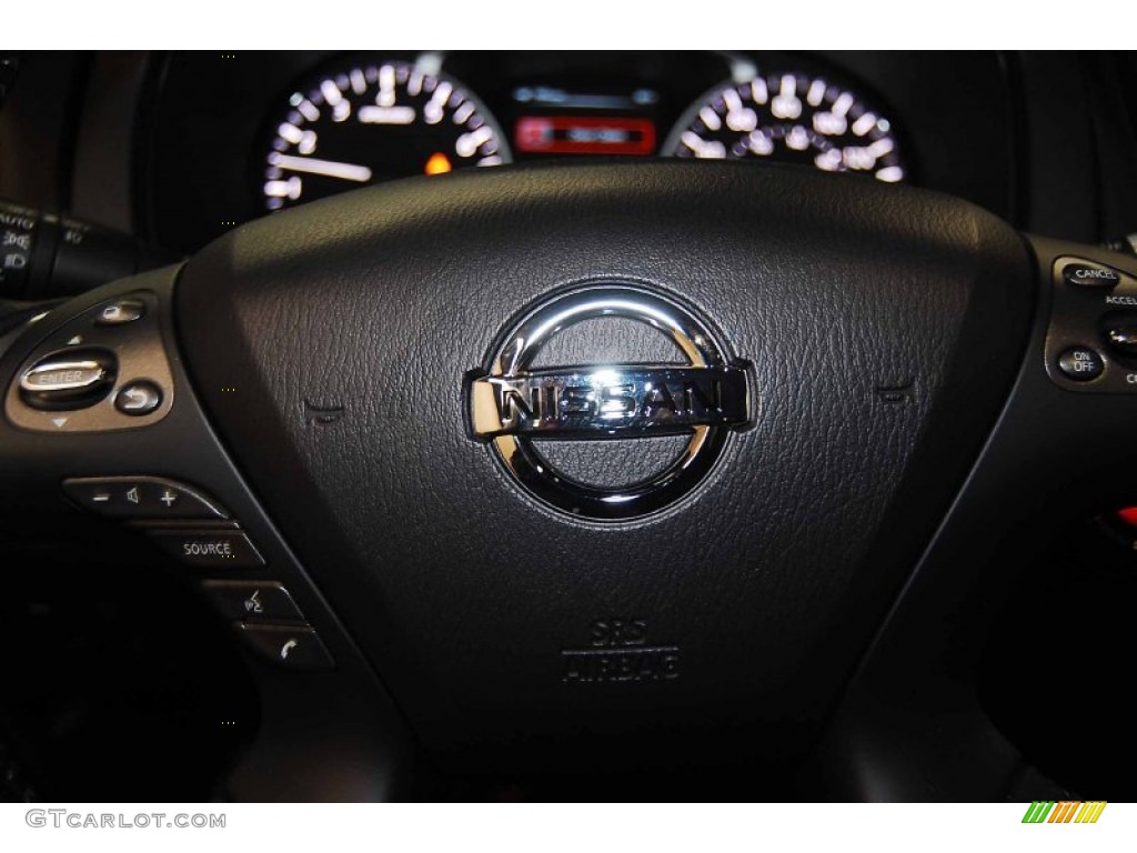 2013 Pathfinder Platinum - Arctic Blue Metallic / Charcoal photo #28