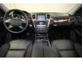 Black - ML 350 4Matic Photo No. 4