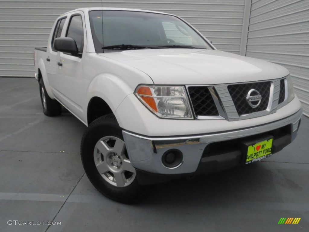 2008 Frontier SE Crew Cab - Avalanche White / Steel photo #1