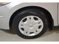 Brillant Silver - Versa 1.8 S Hatchback Photo No. 9