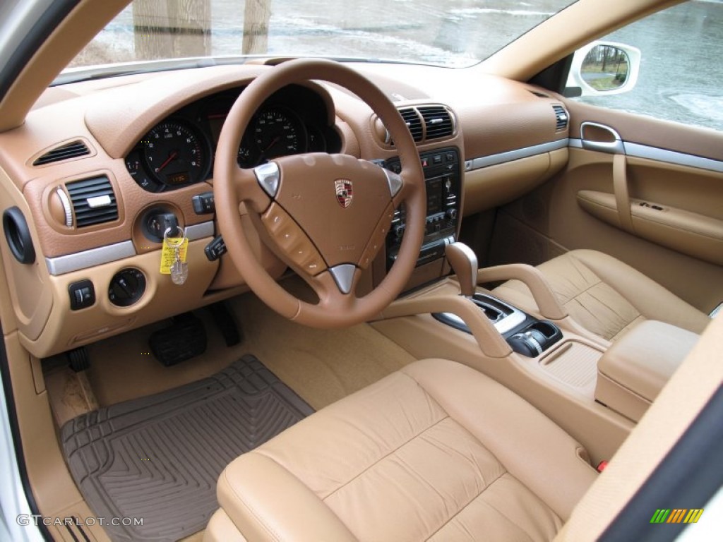 Havanna/Sand Beige Interior 2010 Porsche Cayenne Tiptronic Photo #76610479