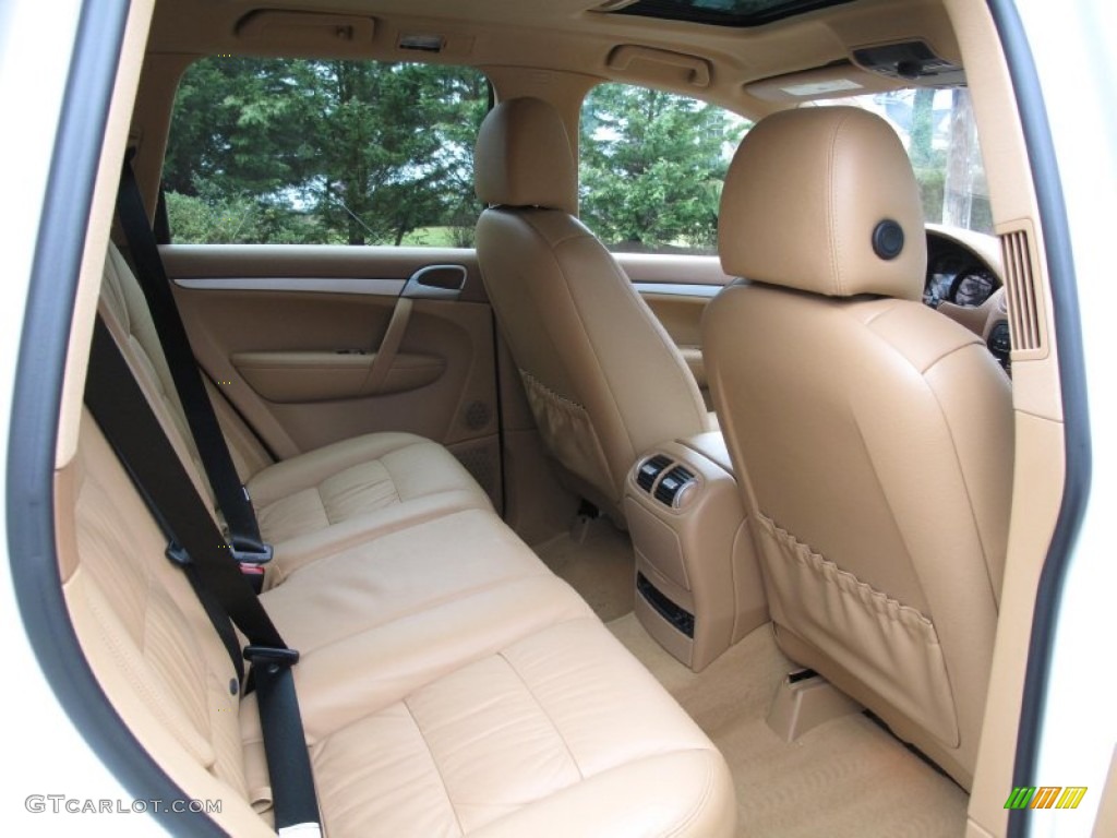 Havanna/Sand Beige Interior 2010 Porsche Cayenne Tiptronic Photo #76610574