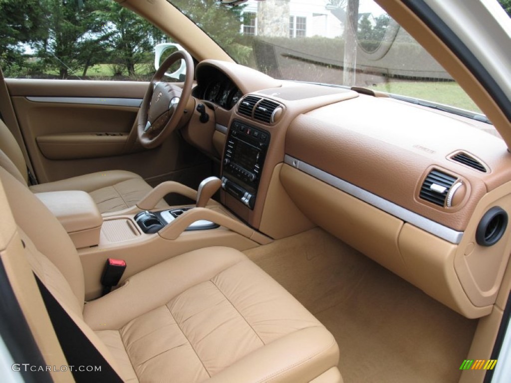 Havanna/Sand Beige Interior 2010 Porsche Cayenne Tiptronic Photo #76610601