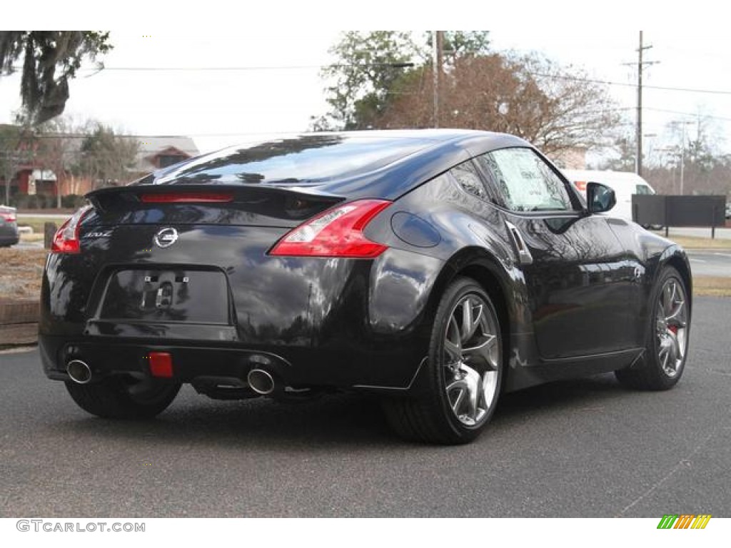 2013 Nissan 370Z Sport Coupe Exhaust Photos