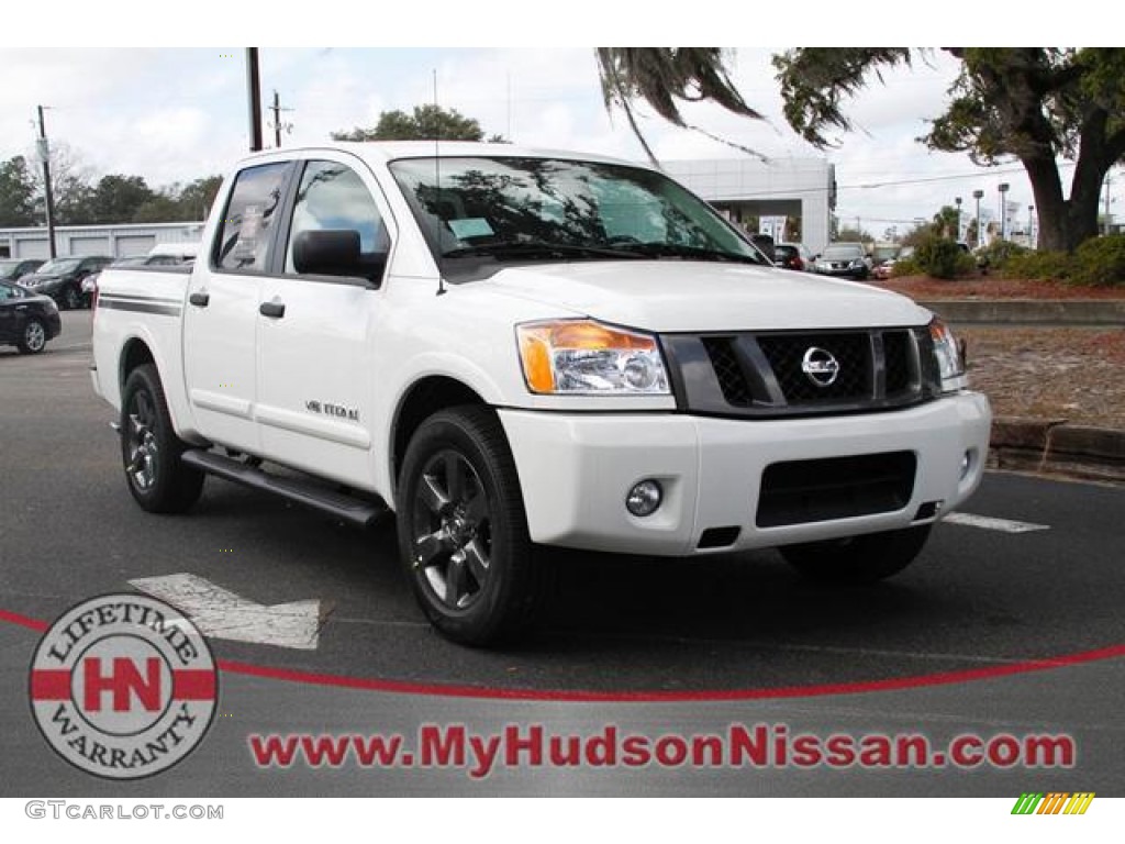 2012 Titan SV Crew Cab - Blizzard White / Sport Apperance Gray/Charcoal photo #1