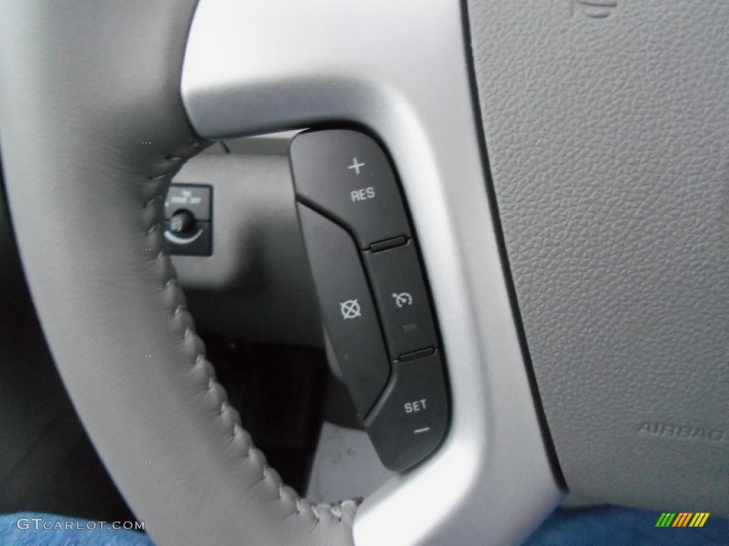 2012 Chevrolet Traverse LS AWD Controls Photo #76613716