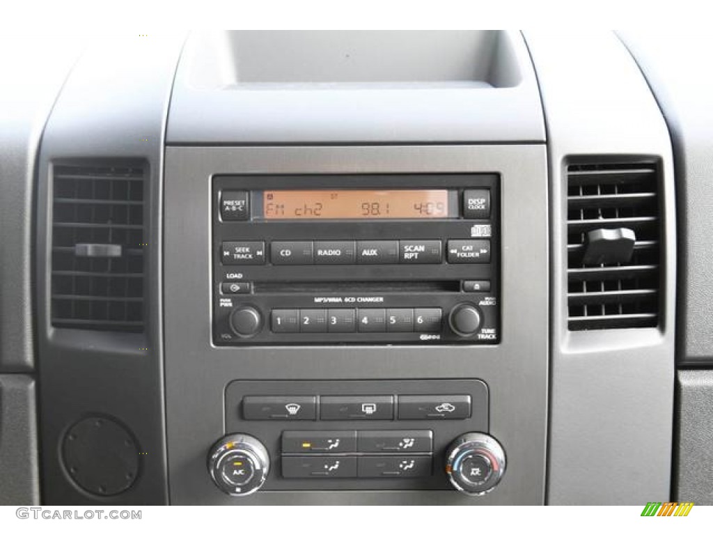 2012 Nissan Titan SV Crew Cab Controls Photos