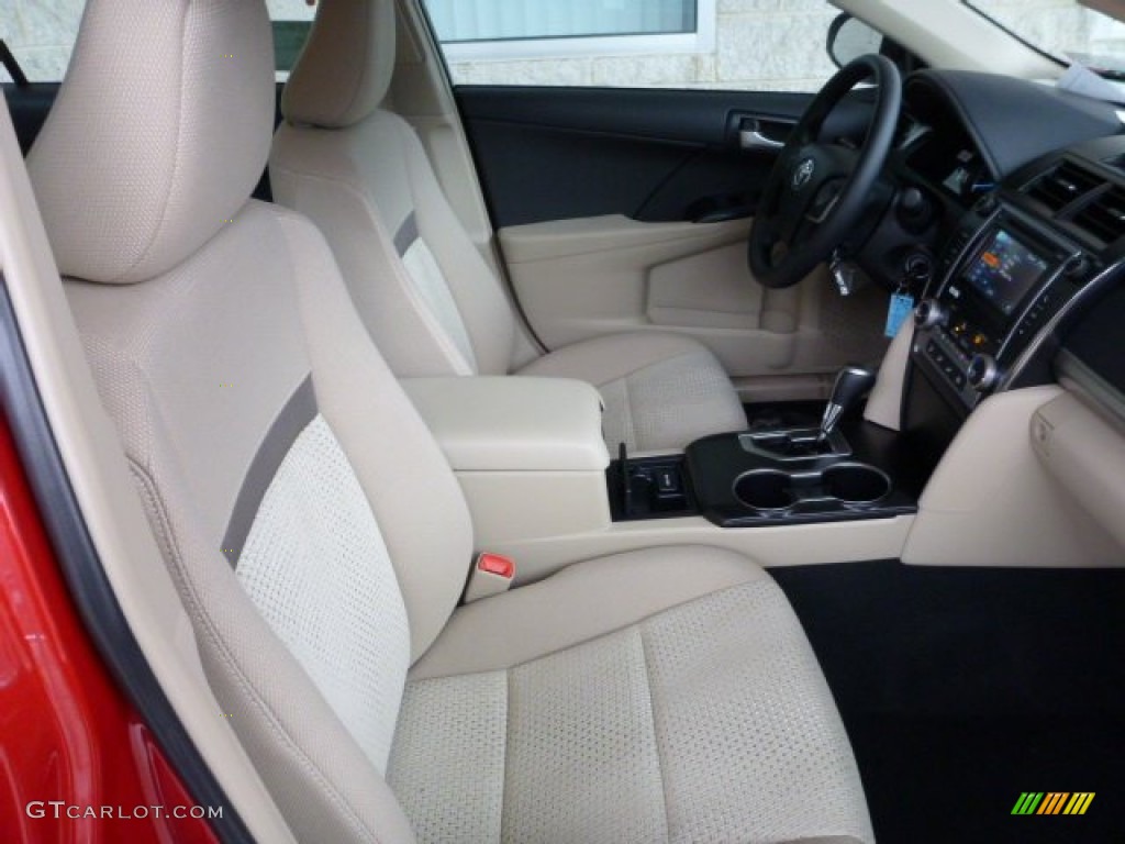Ivory Interior 2013 Toyota Camry LE Photo #76614166