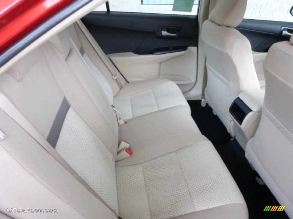 Ivory Interior 2013 Toyota Camry LE Photo #76614258