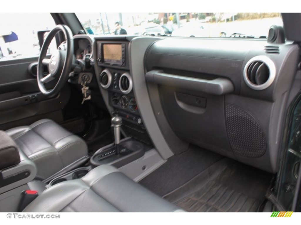 2010 Jeep Wrangler Unlimited Sahara 4x4 Dashboard Photos