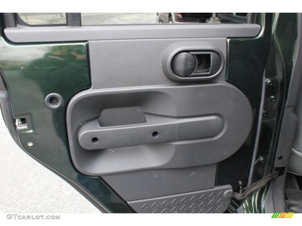 2010 Jeep Wrangler Unlimited Sahara 4x4 Dark Slate Gray/Medium Slate Gray Door Panel Photo #76617488
