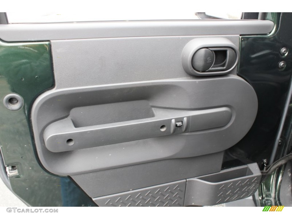 2010 Jeep Wrangler Unlimited Sahara 4x4 Dark Slate Gray/Medium Slate Gray Door Panel Photo #76617514