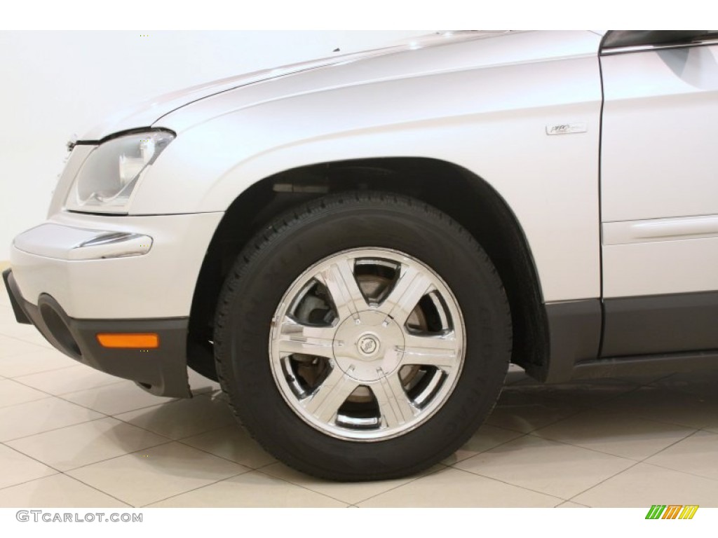 2005 Chrysler Pacifica Touring AWD Wheel Photo #76617610
