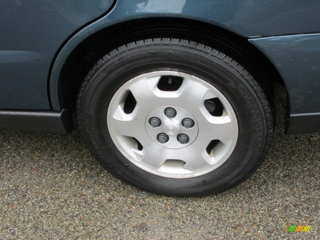 2002 L Series LW300 Wagon - Medium Blue / Gray photo #4