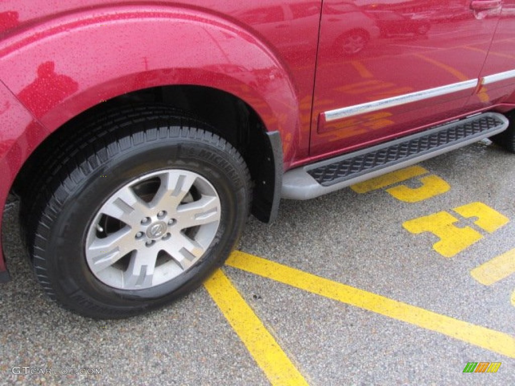 2008 Pathfinder LE 4x4 - Red Brawn / Cafe Latte photo #3